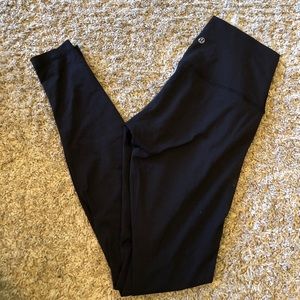 Black lululemon leggings